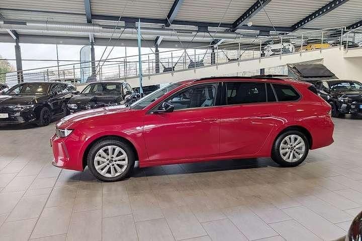 Gebraucht Opel Astra Enjoy 110 PS (80 kW) 2024 Rot Kombi