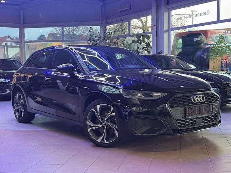 Gebraucht Audi A3 e-tron 150 PS (110 kW) 2022 Mythosschwarz metallic Kleinwagen