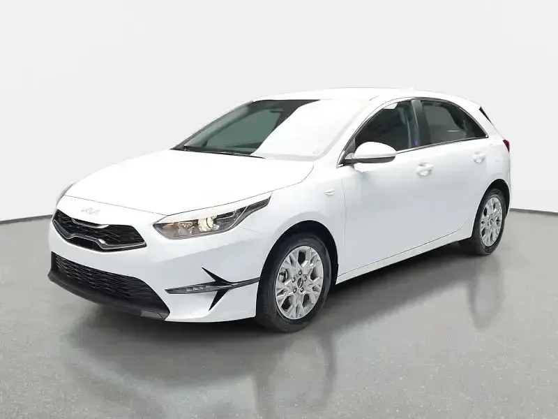 Usado Kia Ceed Comfort 140 CV (102 kW) 2024 Blanco Utilitario