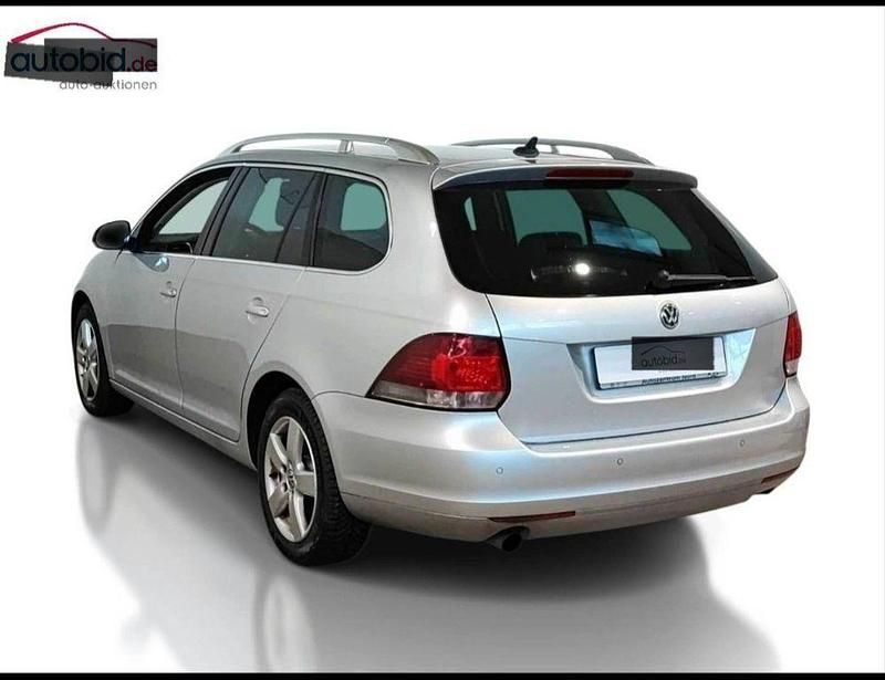 Gebraucht VW Golf VI Style 105 PS (77 kW) 2012 Silber Kleinwagen