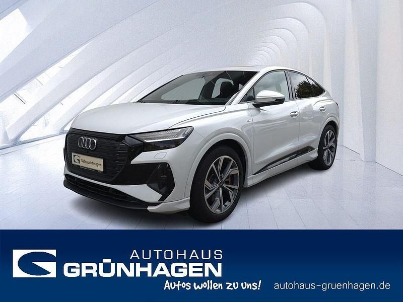 Gletscherweiß Gebraucht 2022 Audi Q4 Sportback e-tron S-Line SUV | 36.480 € (Fairer Preis) - Bild 1/4