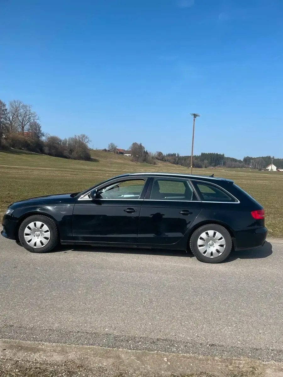 Gebraucht Audi A4 163 PS (119 kW) 2009 Schwarz Kombi