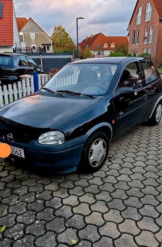 Schwarz Gebraucht 1997 Opel Corsa Kleinwagen | 850 € (Fairer Preis) - Bild 1/4