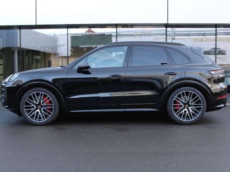 Neu Porsche Cayenne GTS 500 PS (367 kW) 2026 Chromitschwarzmetallic SUV