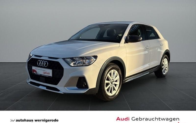 Weiß Gebraucht 2021 Audi A1 Basis Kleinwagen | 19.437 € (Fairer Preis) - Bild 1/4