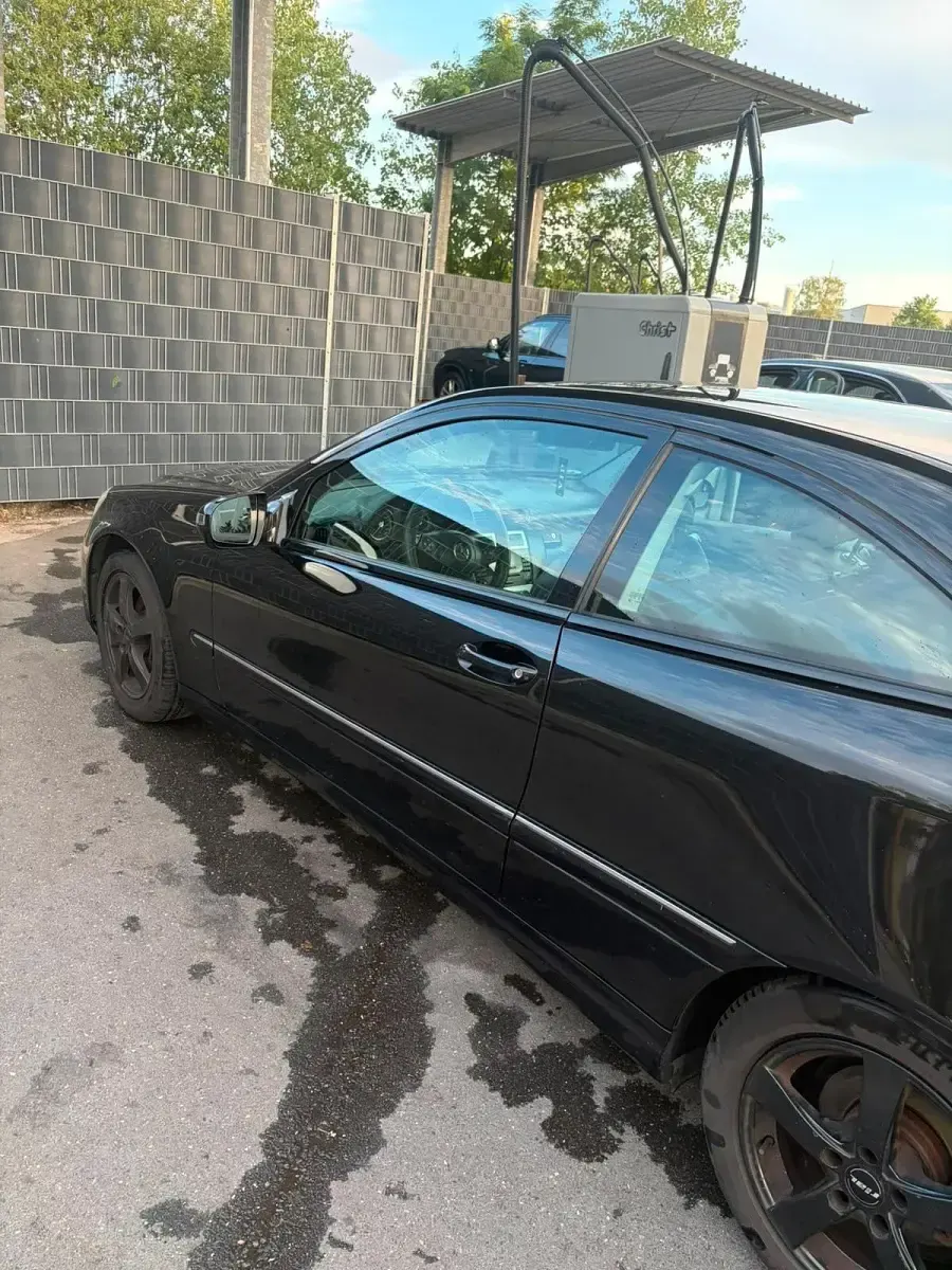 Gebraucht Mercedes CLC180 156 PS (114 kW) 2008 Schwarz Coupé