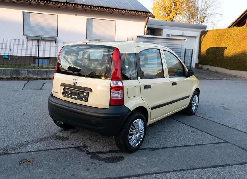 Gebraucht Fiat Panda 54 PS (39 kW) 2009 Gelb Kleinwagen