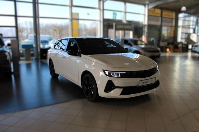 Arktis weiß Gebraucht 2025 Opel Astra Kombi | 35.999 € (Fairer Preis) - Bild 1/4