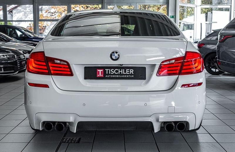 Gebraucht BMW M5 Performance 560 PS (411 kW) 2011 Weiß Limousine