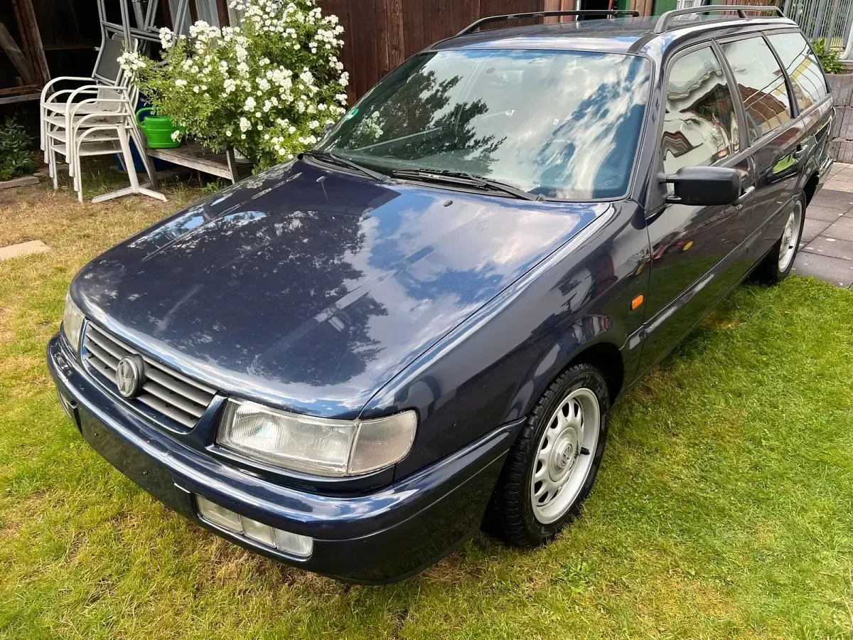 Gebraucht VW Passat 101 PS (74 kW) 1996 Blau Kombi