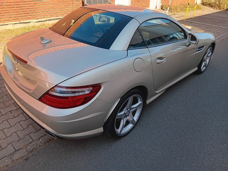 Gebraucht Mercedes SLK200 185 PS (136 kW) 2011 Beige Cabrio