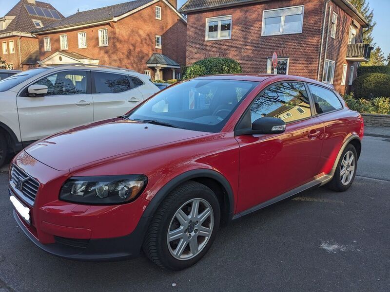Rot Gebraucht 2007 Volvo C30 Kleinwagen | 3.650 € (Guter Preis) - Bild 1/4