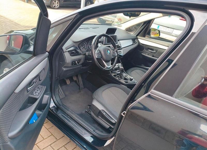 Gebraucht BMW 218 150 PS (110 kW) 2016 Schwarz Kombi