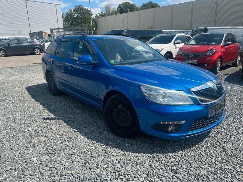 Blau Gebraucht 2010 Skoda Octavia RS Kombi | 3.300 € (Guter Preis) - Bild 1/4