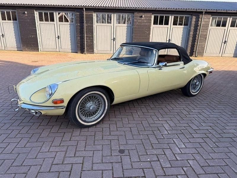 Gebraucht Jaguar E-Type 1975 Gelb Cabrio