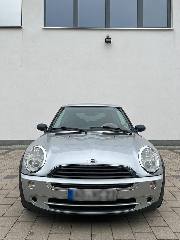 Usata Mini Cooper 105 CV (77 kW) 2005 Argento Utilitaria