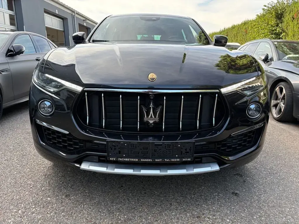 Gebraucht Maserati Levante GranLusso 349 PS (256 kW) 2020 Schwarz SUV