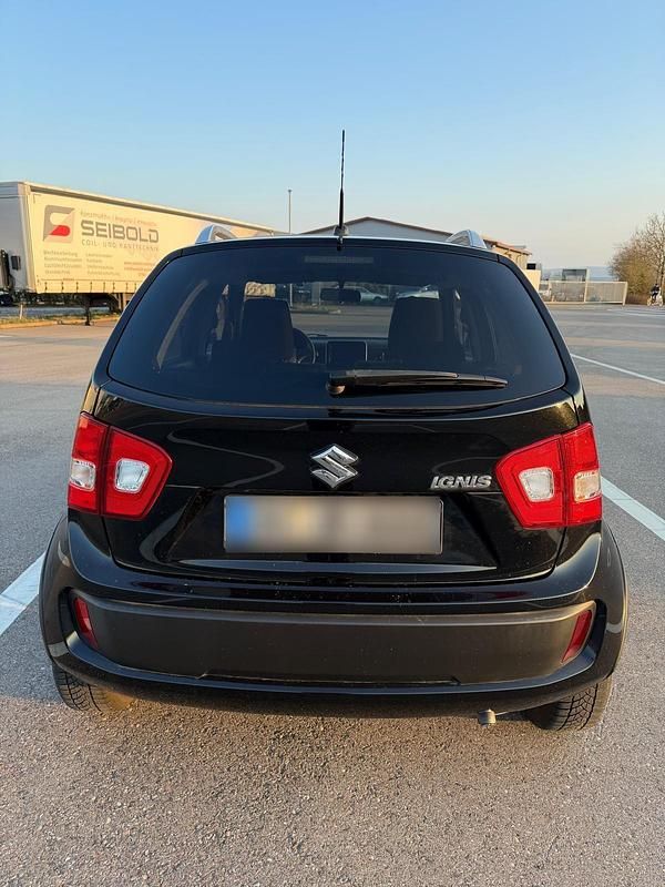 Gebraucht Suzuki Ignis 90 PS (66 kW) 2018 Schwarz SUV