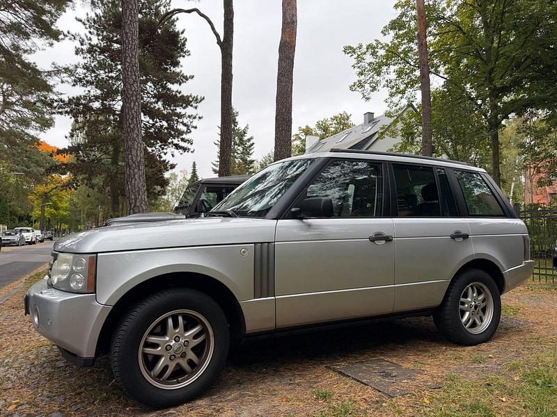 Silber Gebraucht 2005 Land Rover Range Rover SUV | 8.000 € (Superpreis) - Bild 1/4