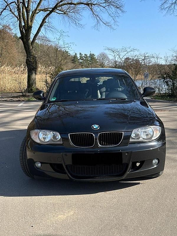 Gebraucht BMW 118 M Sport 143 PS (105 kW) 2011 Schwarz Kleinwagen