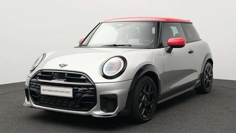 Grau Gebraucht 2024 Mini John Cooper Works Kleinwagen | 31.610 € (Superpreis) - Bild 1/4