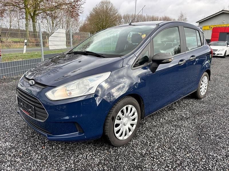 Gebraucht Ford B-MAX Ambiente 90 PS (66 kW) 2016 Blazer blue Van / Kleinbus