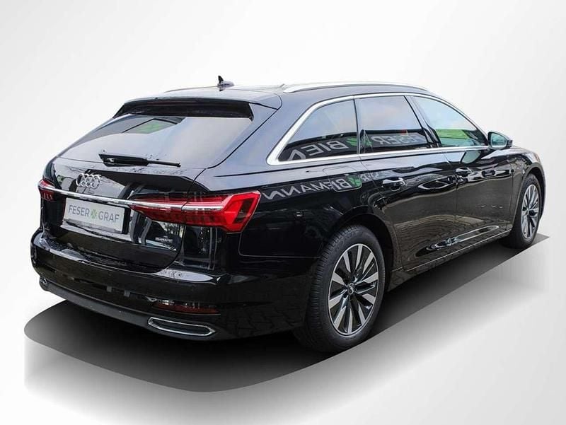 Gebraucht Audi A6 Ambiente 299 PS (219 kW) 2022 Brillantschwarz Kombi