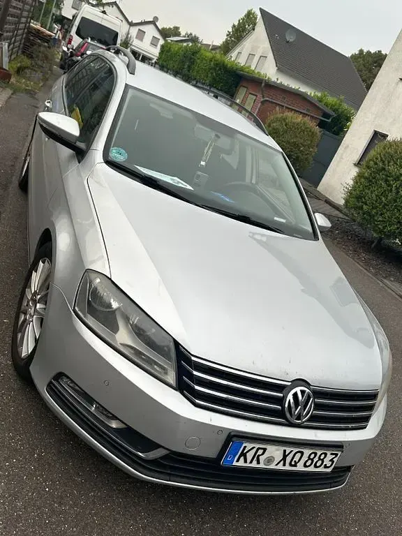 Gebraucht VW Passat Comfortline 170 PS (125 kW) 2012 Schwarz Kombi