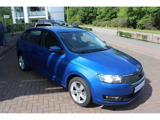 Gebraucht Skoda Rapid Cool Edition 110 PS (80 kW) 2018 Blau Limousine