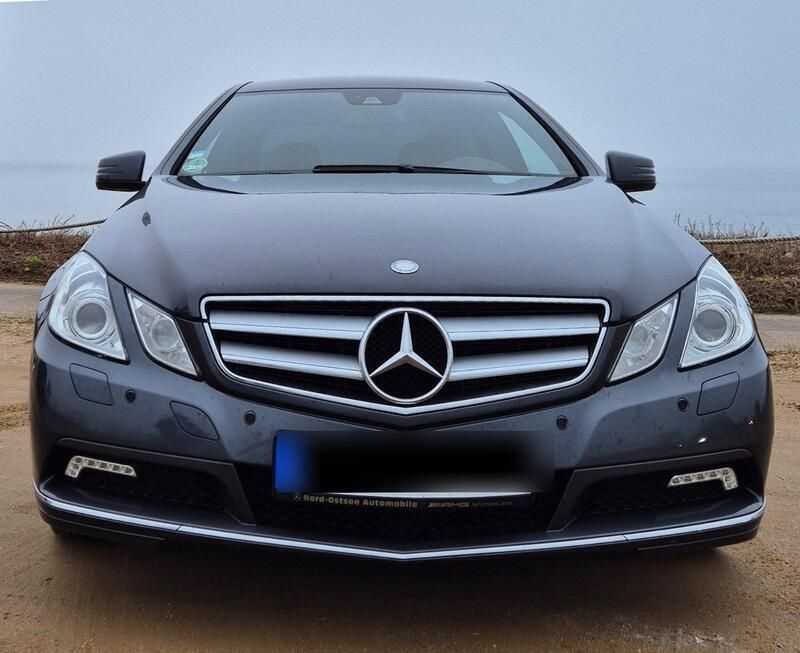 Gebraucht 2012 Mercedes E250 Coupé | 10.500 € (Superpreis) - Bild 1/4