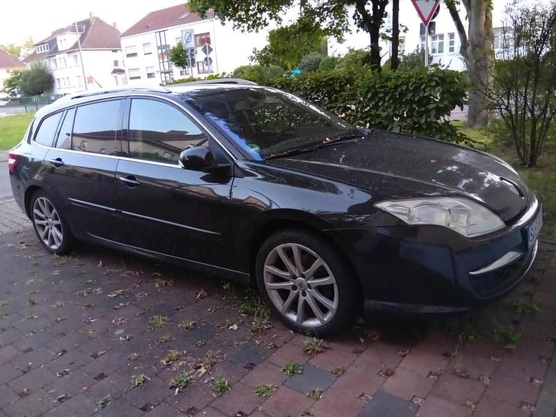 Schwarz Gebraucht 2010 Renault Laguna III Kombi | 1.899 € - Bild 1/4