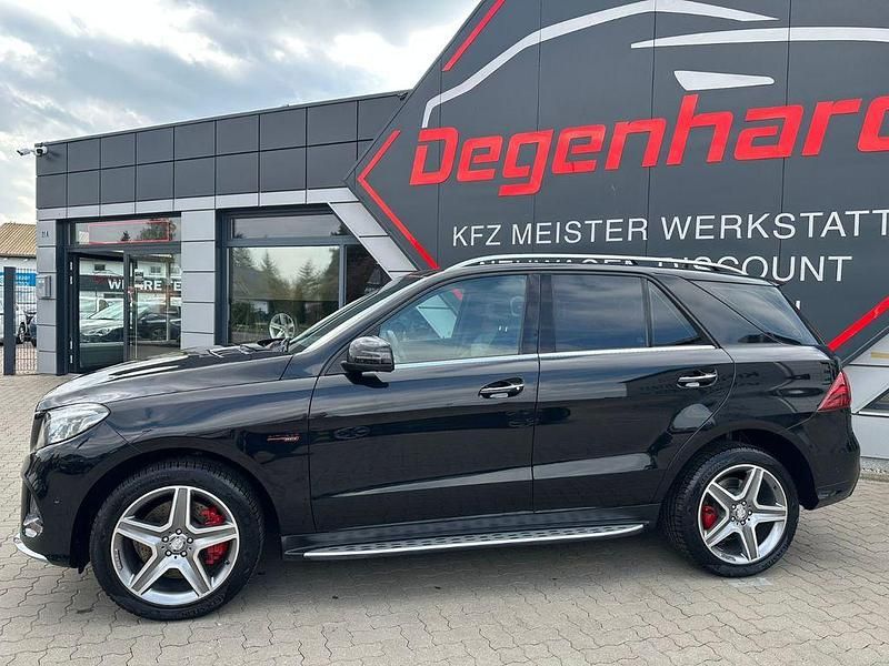 Gebraucht Mercedes GLE400 333 PS (244 kW) 2018 Schwarz SUV