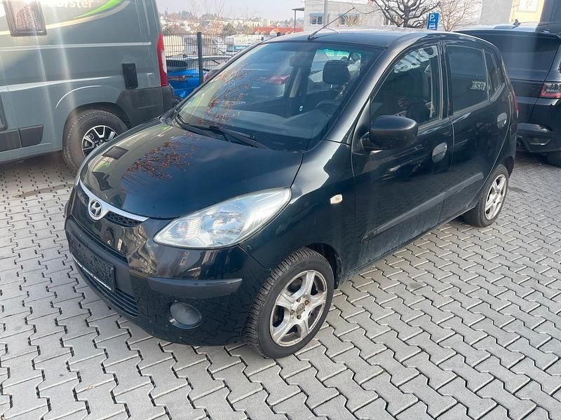 Gebraucht Hyundai i10 67 PS (49 kW) 2009 Schwarz Kleinwagen