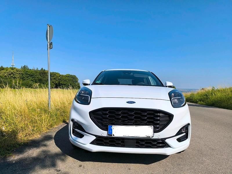 Weiß Gebraucht 2022 Ford Puma ST-Line X SUV | 20.650 € (Fairer Preis) - Bild 1/4