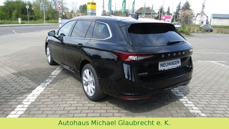 Używany Skoda Superb Selection 150 KM (110 kW) 2024 Czarny Kombi