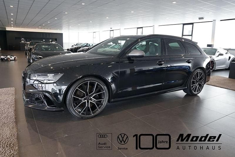 Schwarz Gebraucht 2017 Audi RS6 Performance Limousine | 59.900 € (Teuer) - Bild 1/4