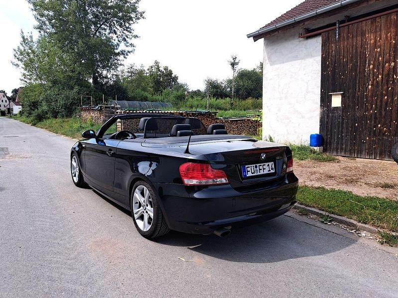 Schwarz Gebraucht 2008 BMW 118 Cabriolet Performance Cabrio | 4.250 € (Superpreis) - Bild 1/4