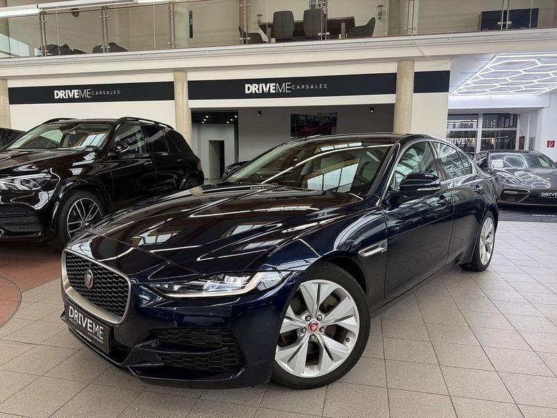 Blau Gebraucht 2021 Jaguar XE Limousine | 20.499 € (Superpreis) - Bild 1/4
