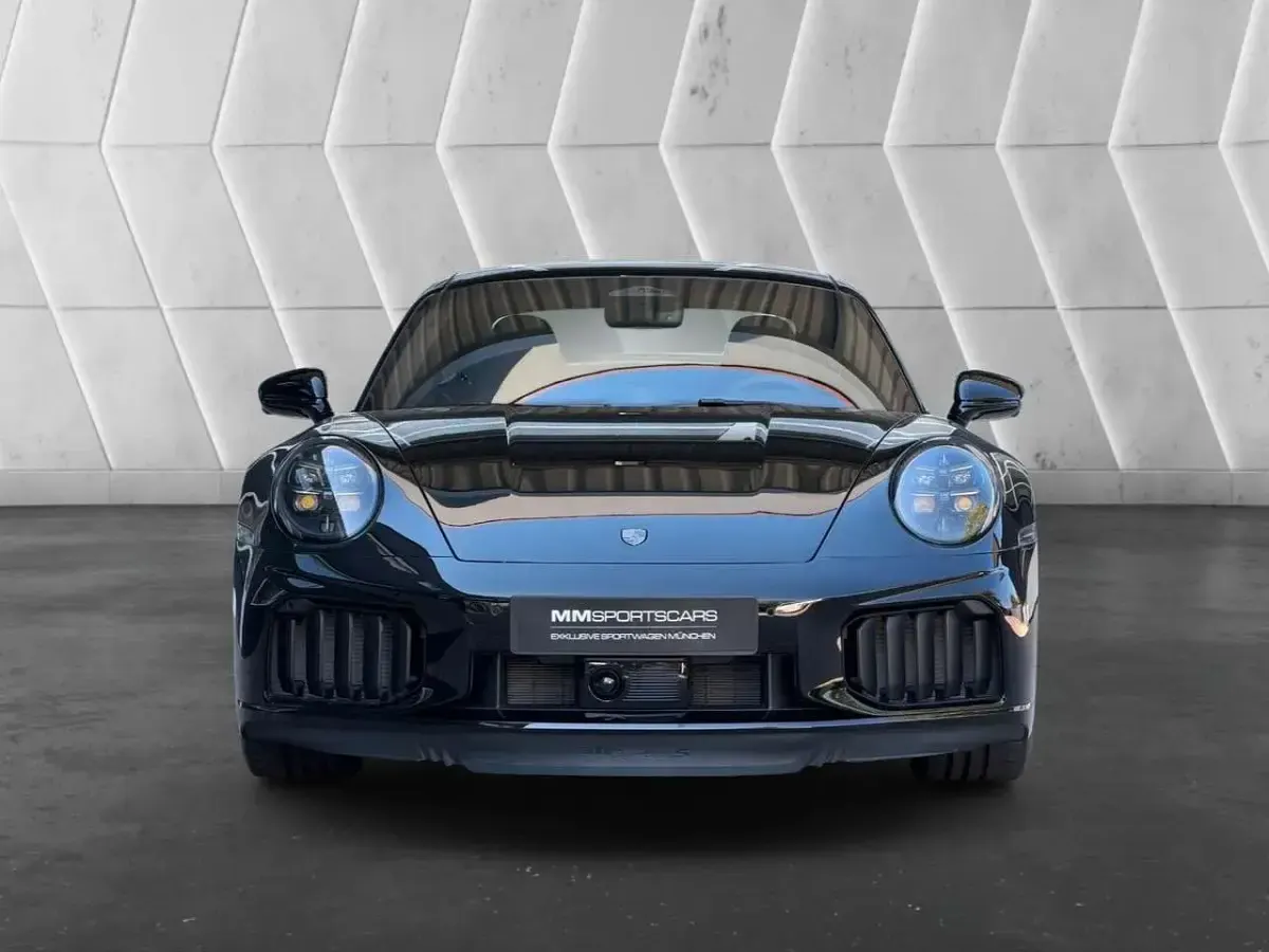 Neu Porsche 992 711 PS (522 kW) 2026 Tiefschwarz Coupé