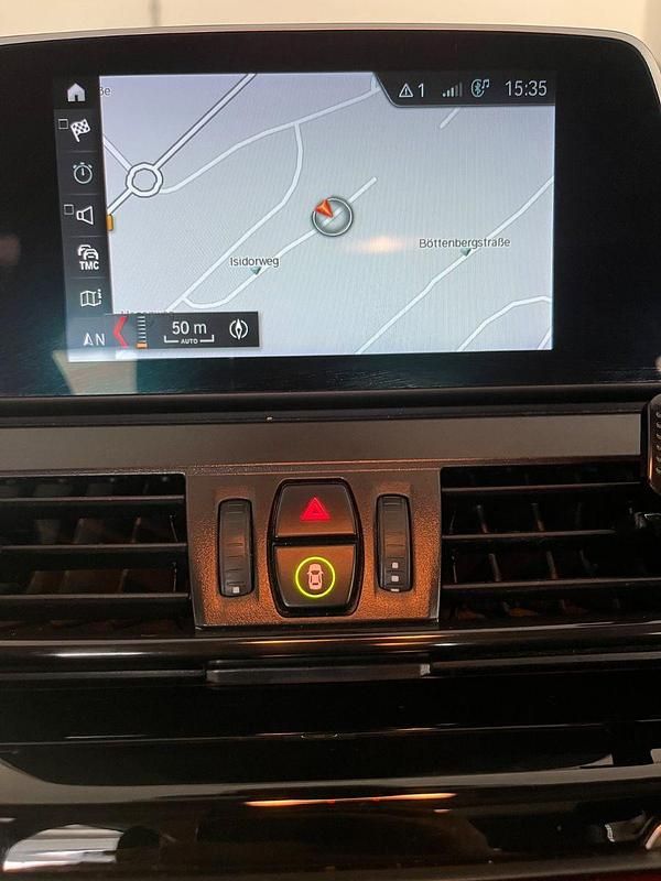 Gebraucht BMW 225 Active Tourer iPerformance 224 PS (164 kW) 2018 Schwarz Van / Kleinbus