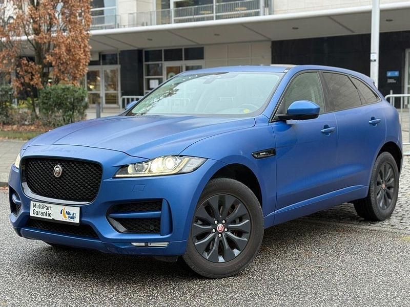 Blau Gebraucht 2017 Jaguar F-Pace Pure SUV | 15.990 € (Fairer Preis) - Bild 1/4