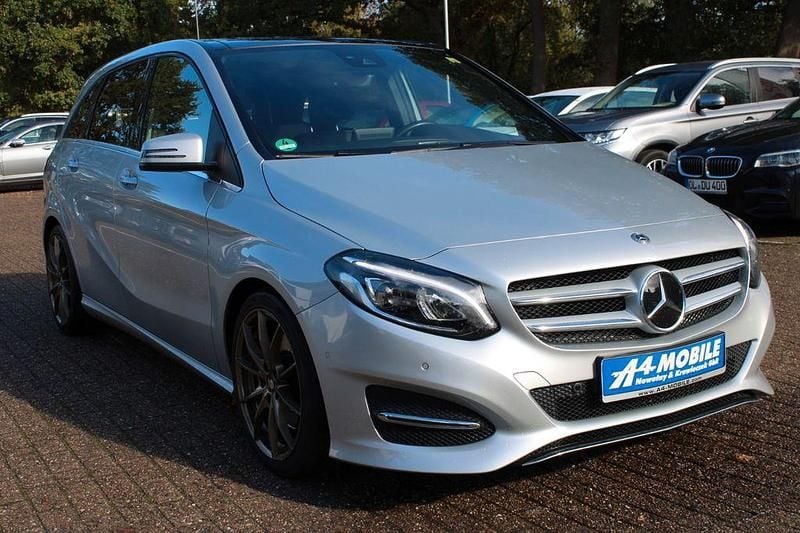 Silber Gebraucht 2018 Mercedes B250 Van / Kleinbus | 18.999 € (Guter Preis) - Bild 1/4