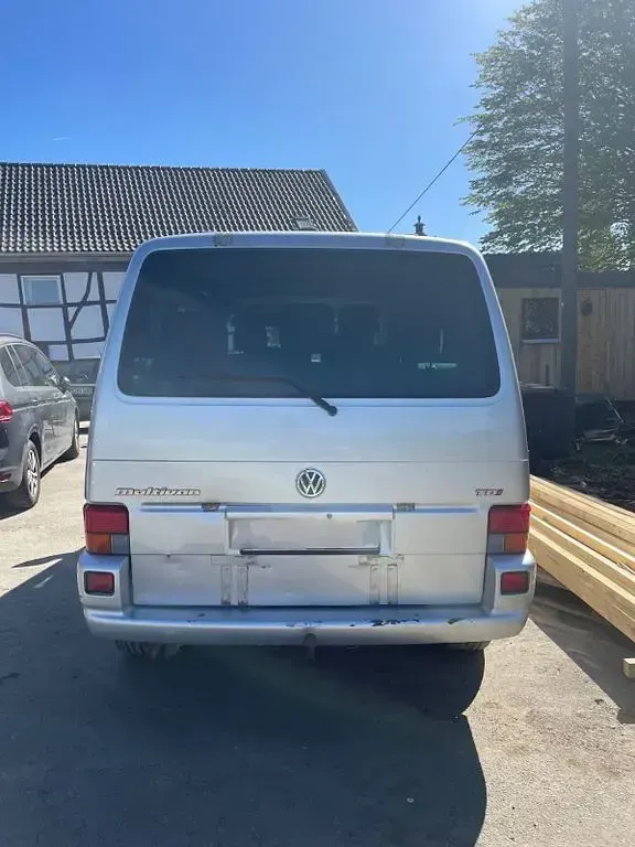 Second-hand VW T4 150 CP (110 kW) 2003 Argintiu Van