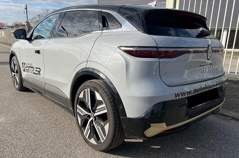 Gebraucht Renault Megane E-Tech Iconic 160 kW (218 PS) 2022 Grau Limousine