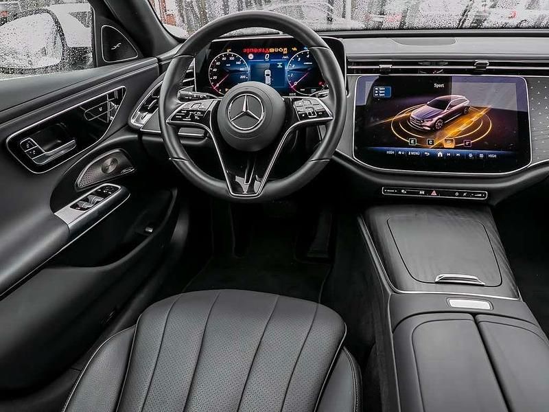 Gebraucht Mercedes E200 Advanced Plus 204 PS (150 kW) 2024 Polarweiss Limousine