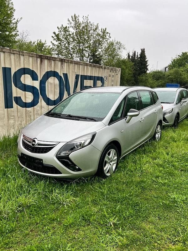 Silber Gebraucht 2014 Opel Zafira Van / Kleinbus | 4.490 € (Guter Preis) - Bild 1/4