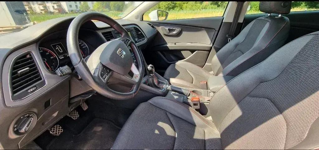 Gebraucht Seat Leon Ecomotive 140 PS (102 kW) 2013 Weiß Limousine