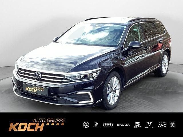 Schwarz Gebraucht 2022 VW Passat GTE Kombi | 23.730 € (Etwas zu teuer) - Bild 1/4