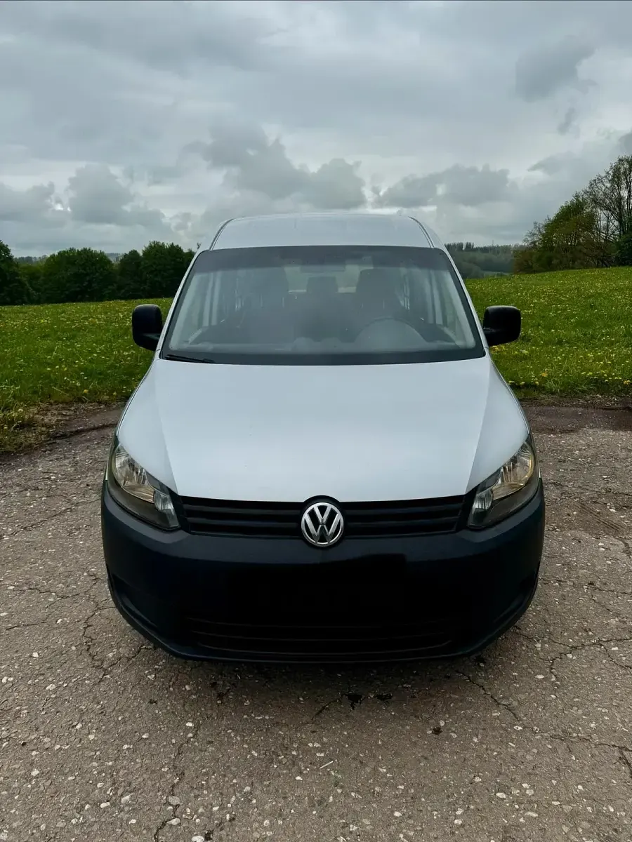 Second-hand VW Caddy Maxi 102 CP (75 kW) 2012 Argintiu Monovolum