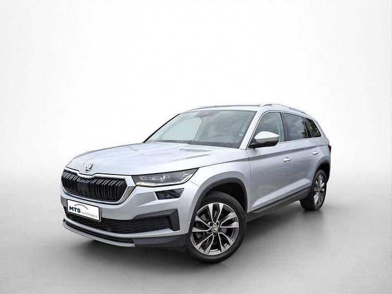 Silber Gebraucht 2022 Skoda Kodiaq Tour SUV | 31.135 € (Superpreis) - Bild 1/4